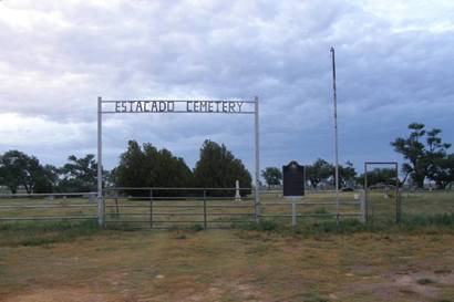 Estacado Tx - Cemetery gate