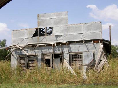 Gilliland Texas - old store ruins