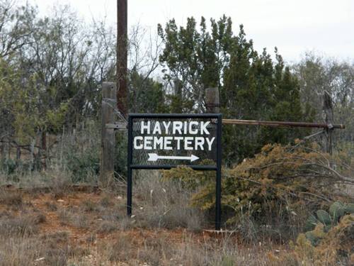 Hayrick Tx - The way to Hayrick Cemetery 