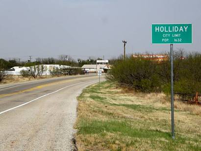 Holliday Tx city limit population sign