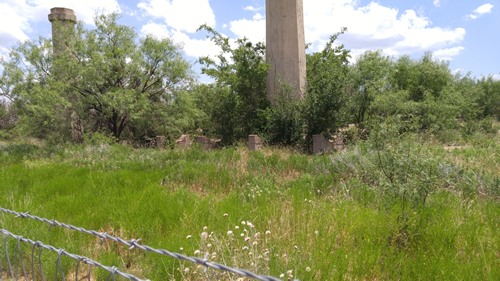 Ibex TX Shackelford County, oil refinery smokestacks & foundation ruins