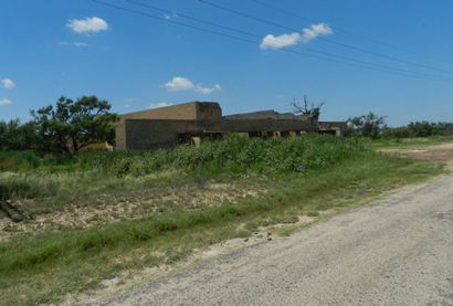 Luther TX - Abandoned School