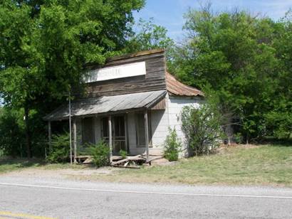 Mingus, Texas closed grocery store