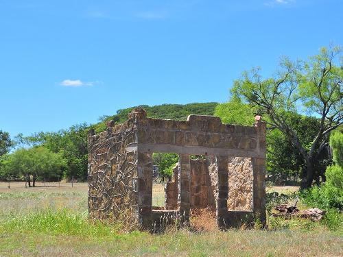 Oplin Texas Stone Store ruins