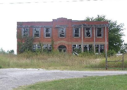 Santo, Texas old high school building
