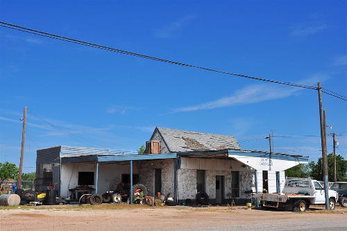Weinert TX - Old gas station
