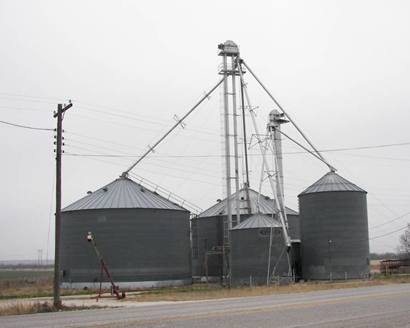 Wingate Texas silos