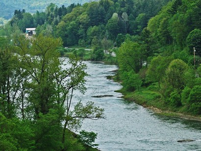 Vermont - White River along I-89