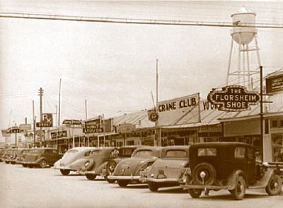 Crane, Texas downtown street scene and watertower, 1940s
