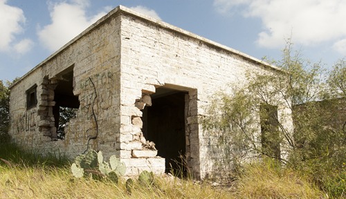 Shumla TX Motel Ruins