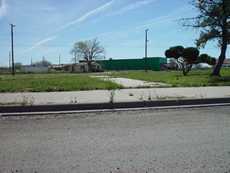 Sidewalk and urban renewal in Wink, Texas